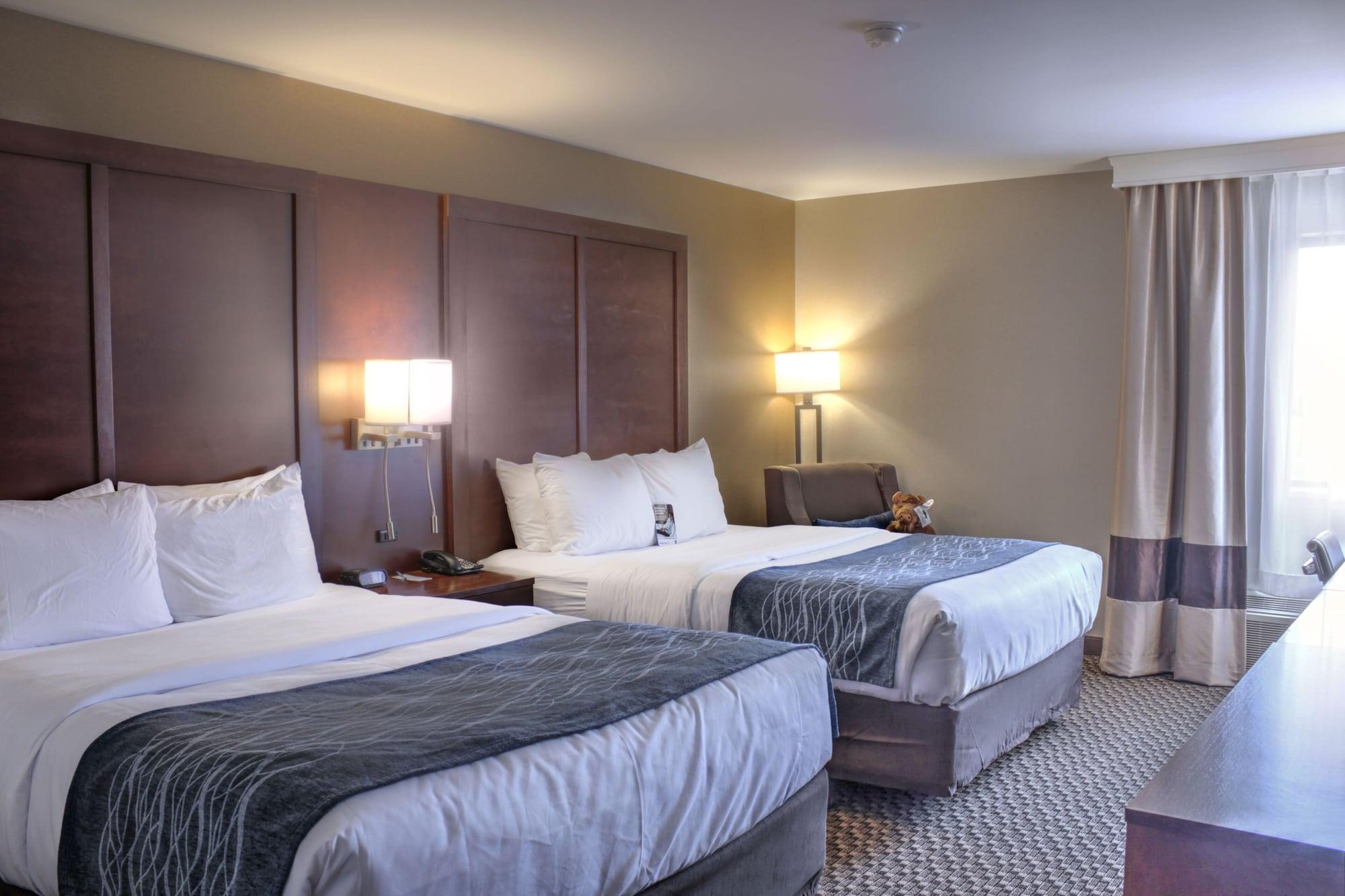 Comfort Inn At Buffalo Bill Village Resort Cody Bagian luar foto