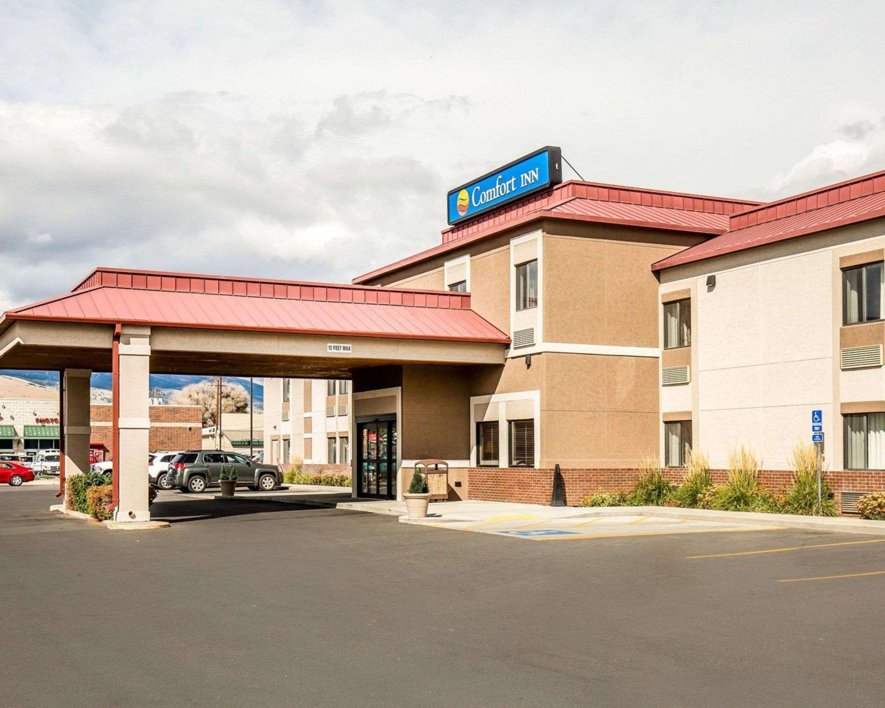 Comfort Inn At Buffalo Bill Village Resort Cody Bagian luar foto