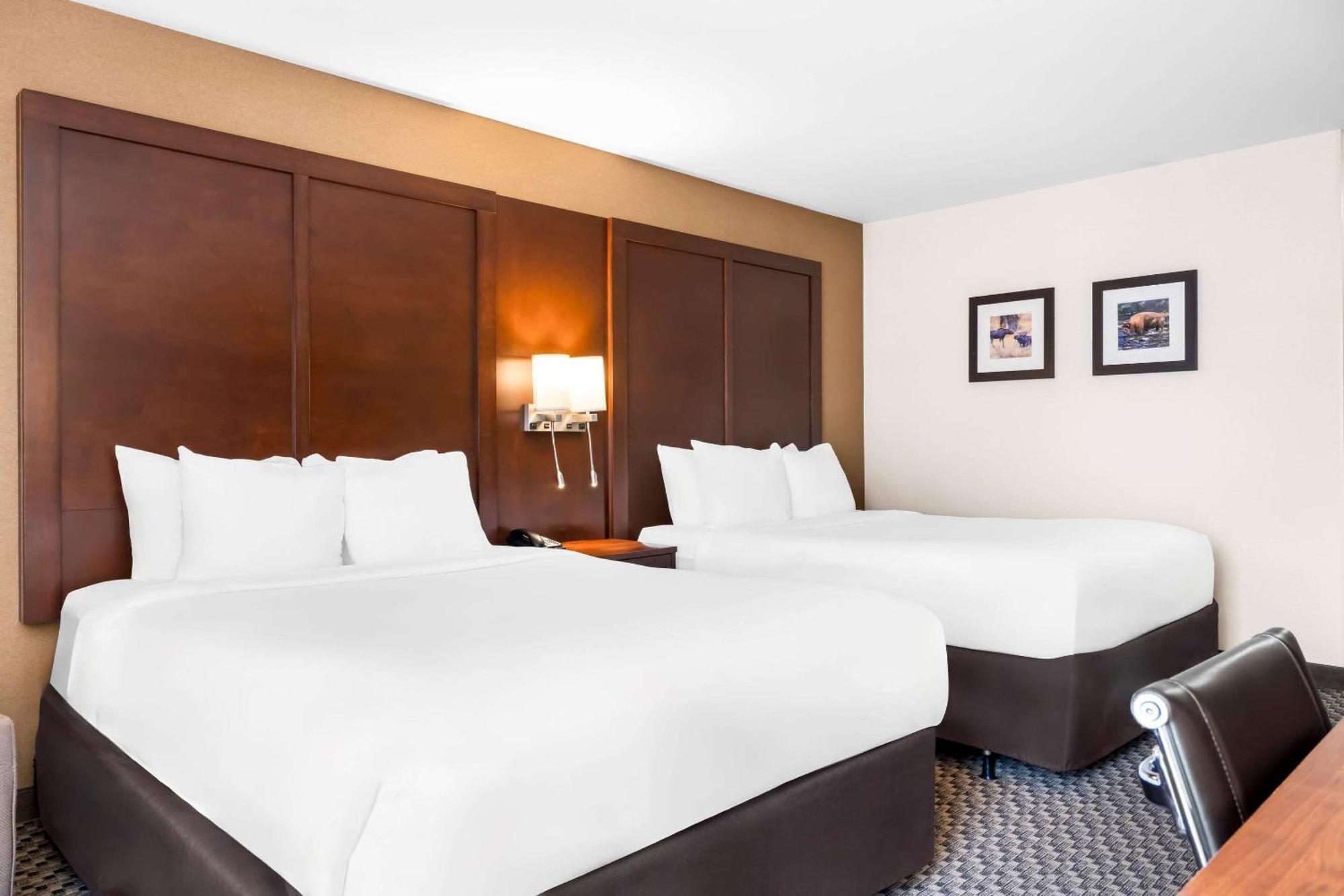 Comfort Inn At Buffalo Bill Village Resort Cody Bagian luar foto