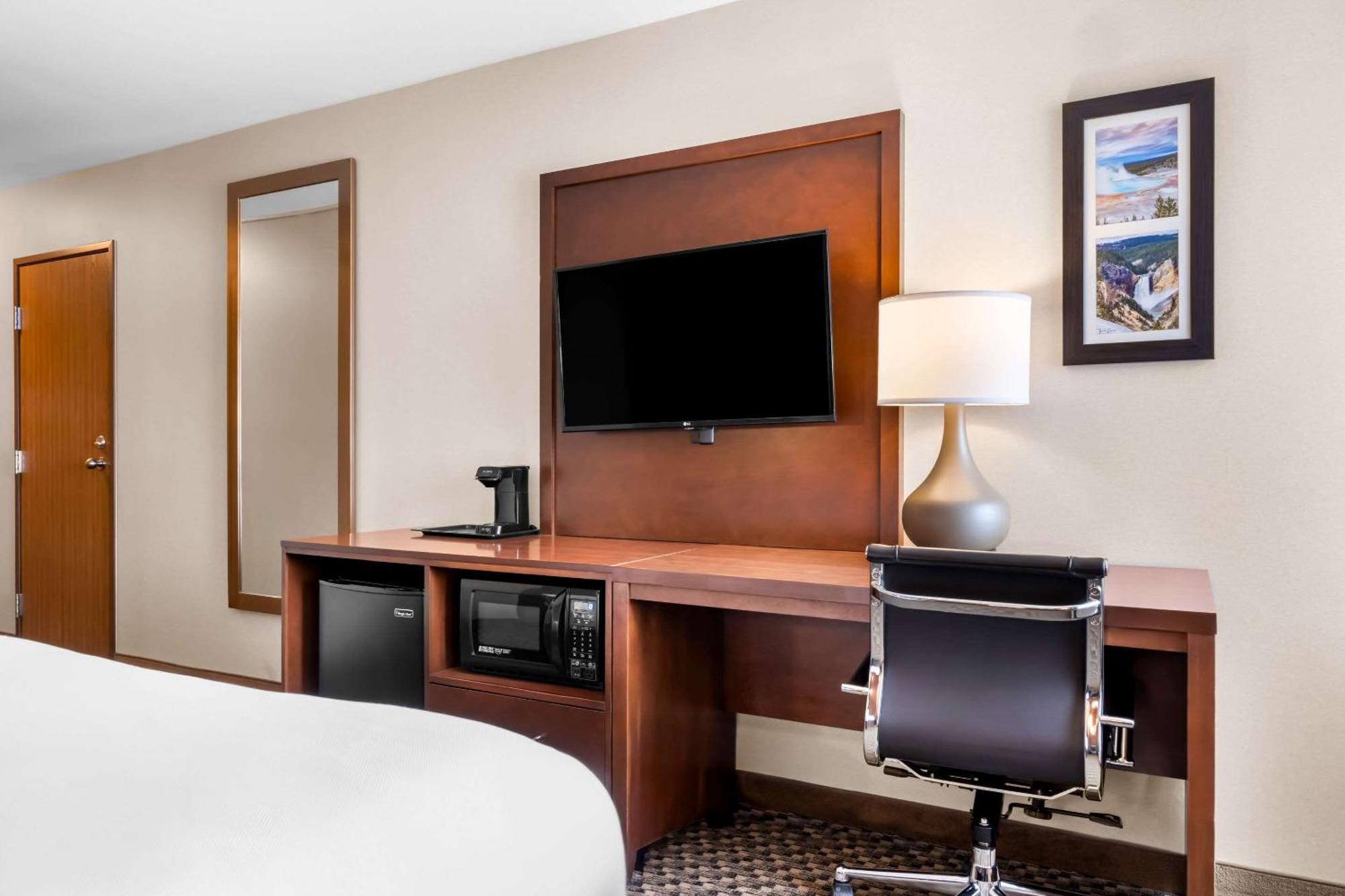 Comfort Inn At Buffalo Bill Village Resort Cody Bagian luar foto